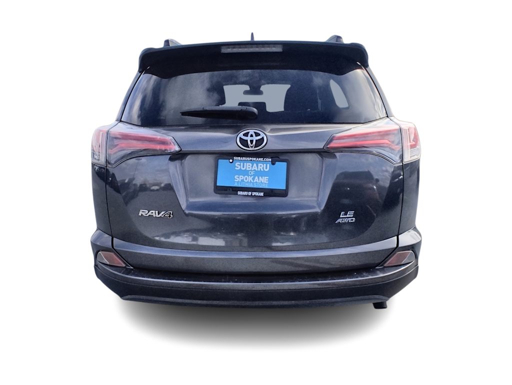 2017 Toyota RAV4 LE - Photo 5