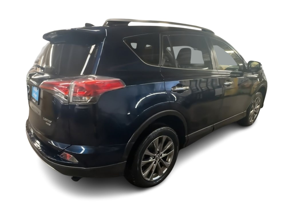 Thumbnail: 2018 Toyota RAV4 - 23