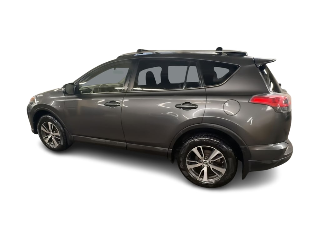 Thumbnail: 2016 Toyota RAV4 - 19