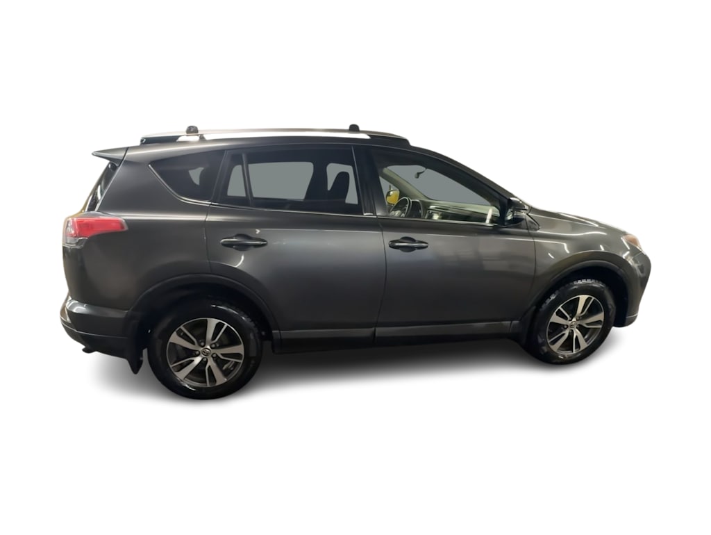 Thumbnail: 2016 Toyota RAV4 - 22