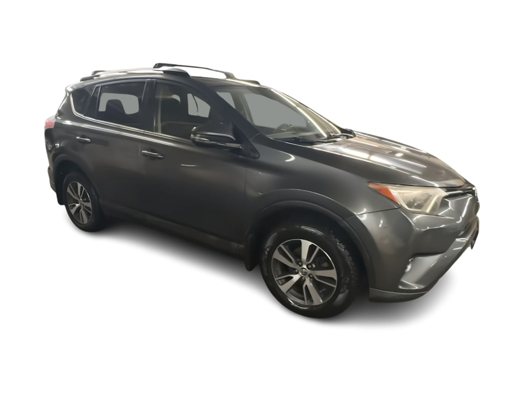 Thumbnail: 2016 Toyota RAV4 - 17