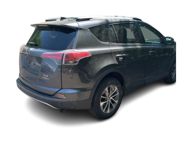 Thumbnail: 2018 Toyota RAV4 - 16