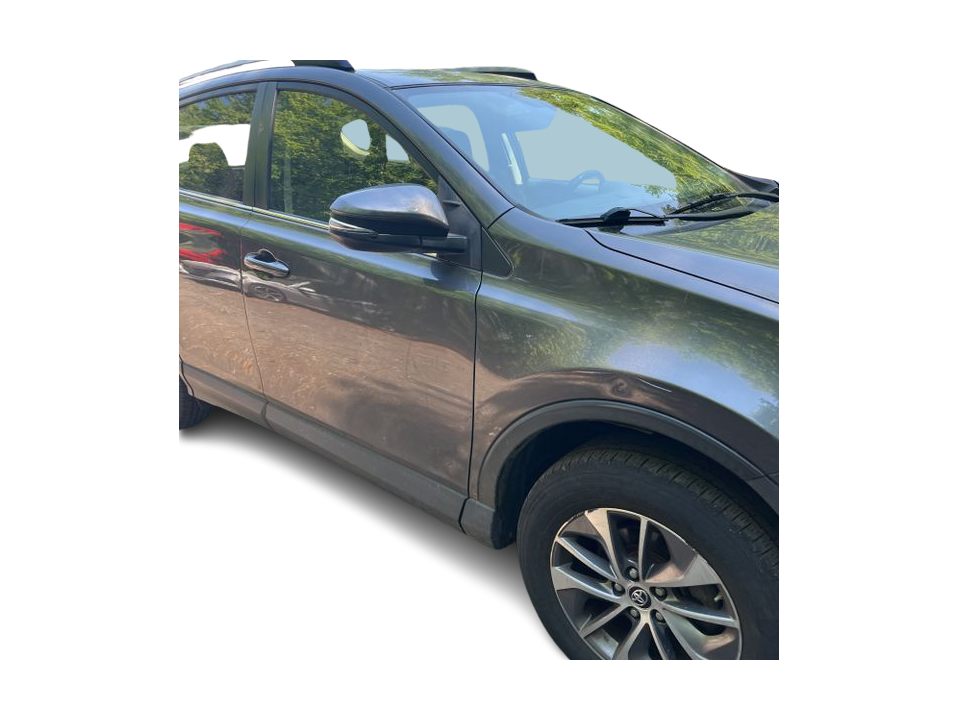 Thumbnail: 2018 Toyota RAV4 - 22