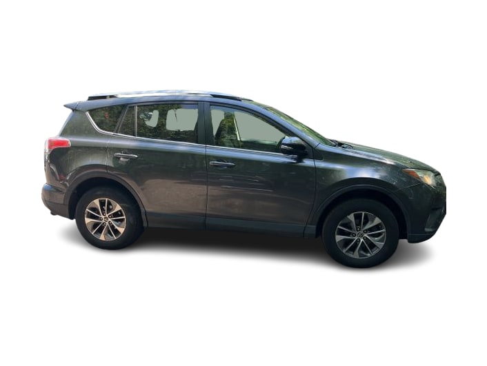 Thumbnail: 2018 Toyota RAV4 - 19