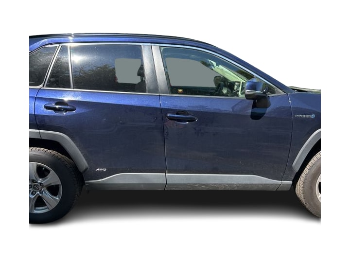 Thumbnail: 2021 Toyota RAV4 - 22