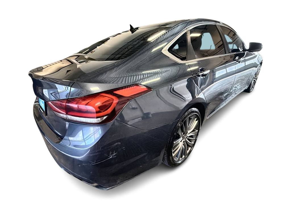 Thumbnail: 2015 Hyundai Genesis - 20