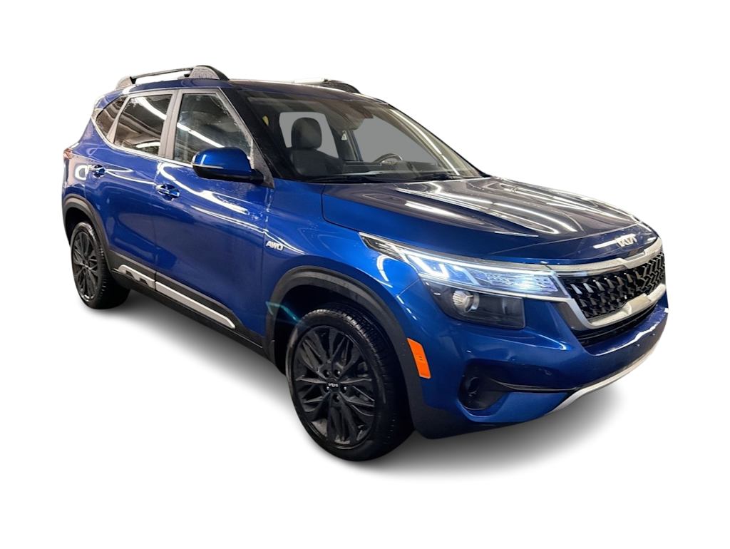 Thumbnail: 2023 Kia Seltos - 17