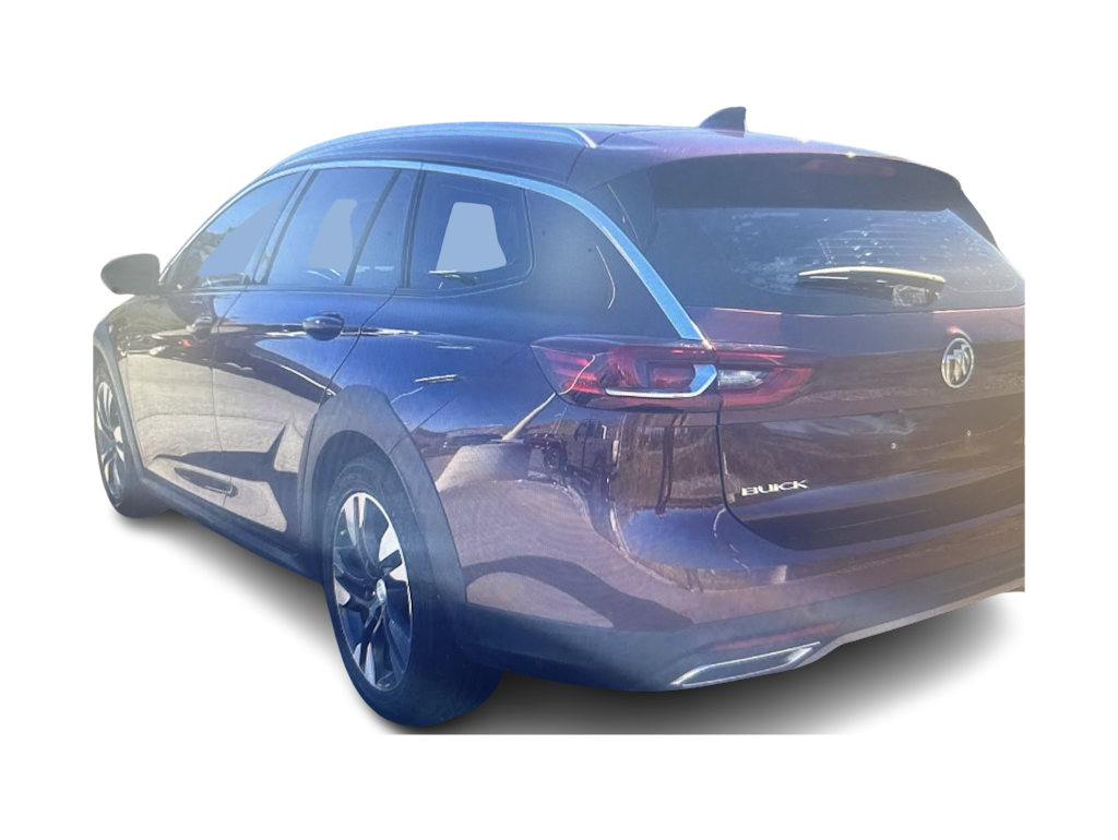 Thumbnail: 2018 Buick Regal - 4