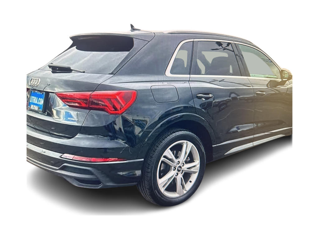 Thumbnail: 2022 Audi Q3 - 14