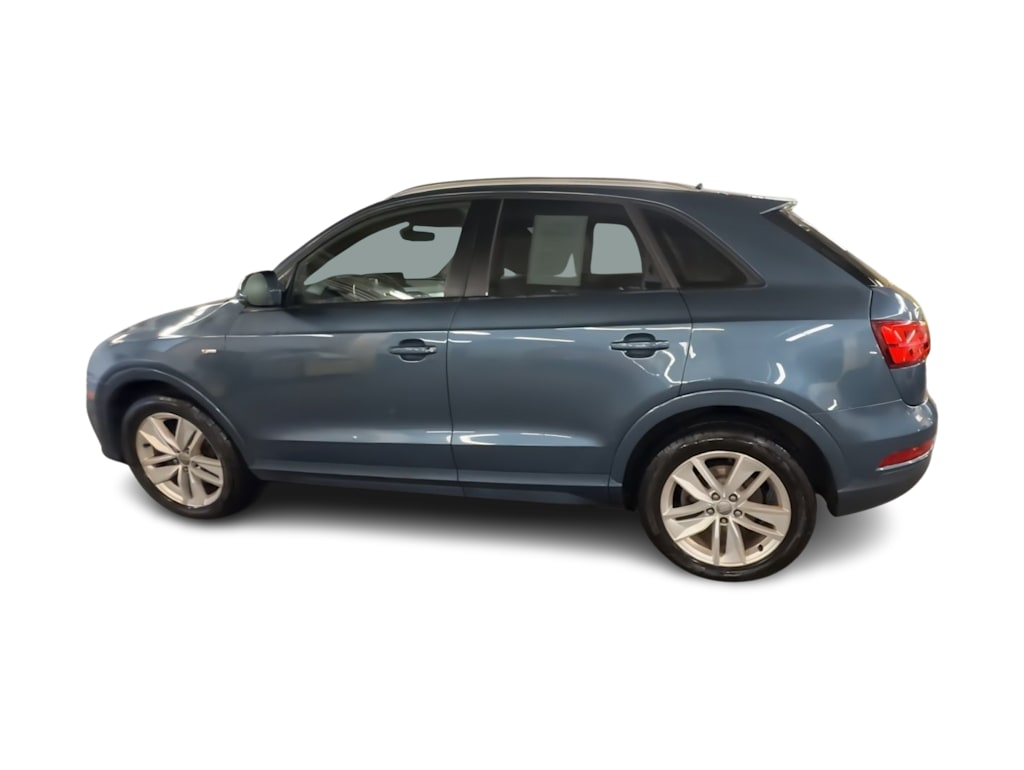 Thumbnail: 2018 Audi Q3 - 3