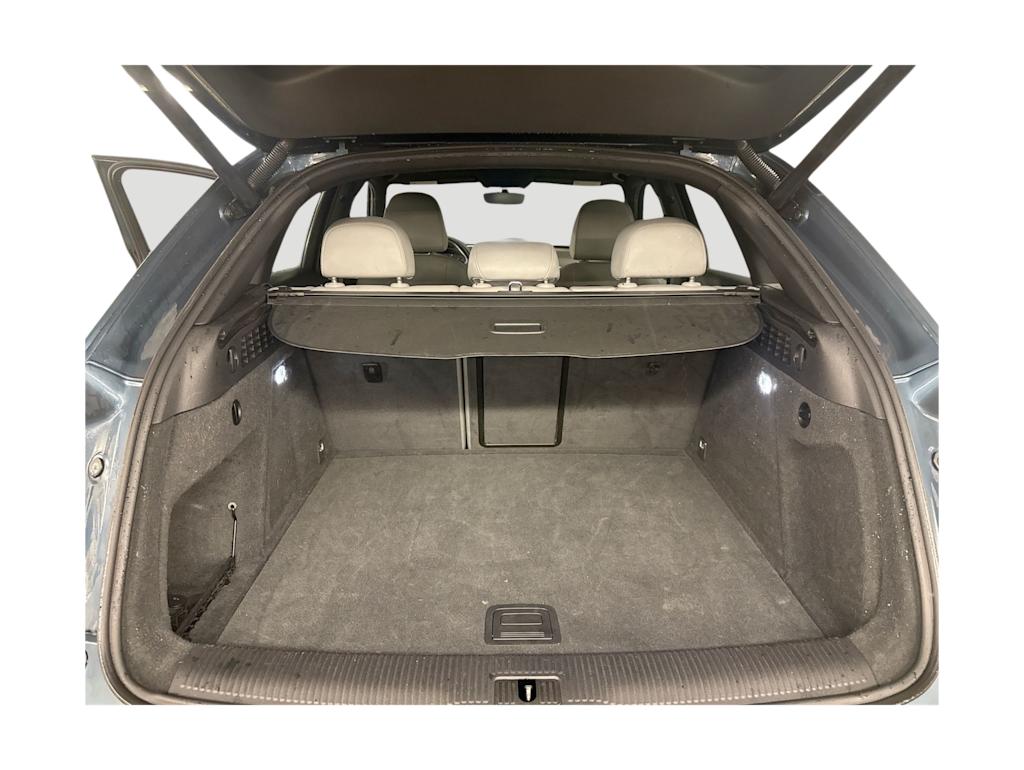 Thumbnail: 2018 Audi Q3 - 18