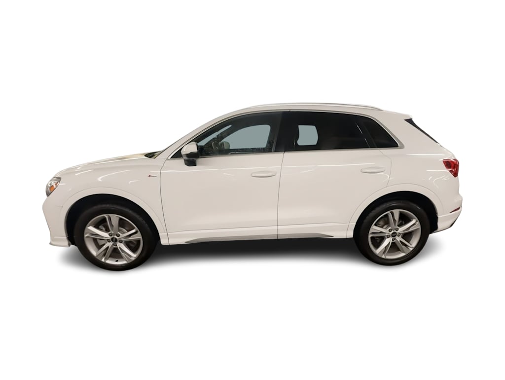 Thumbnail: 2024 Audi Q3 - 3