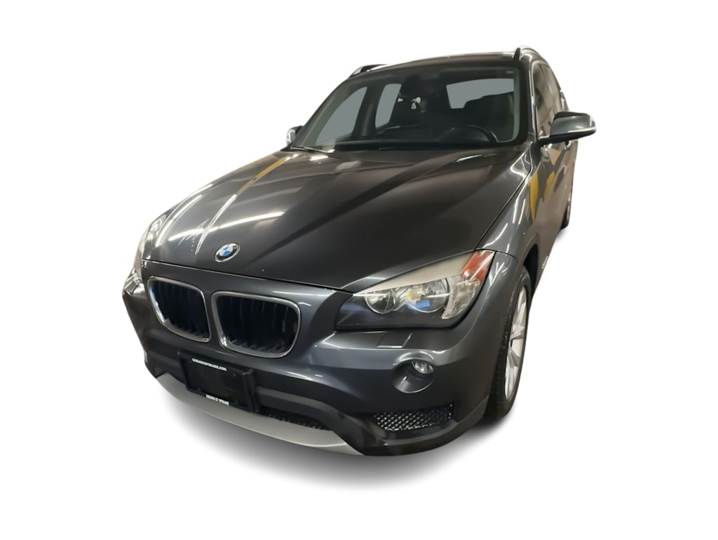 Thumbnail: 2014 BMW X1 - 21