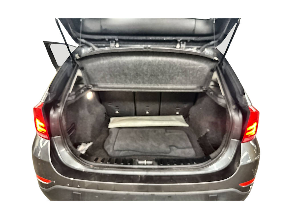 Thumbnail: 2014 BMW X1 - 18