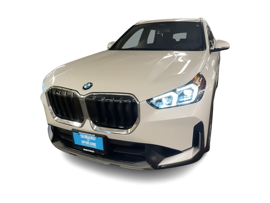 Thumbnail: 2023 BMW X1 - 6