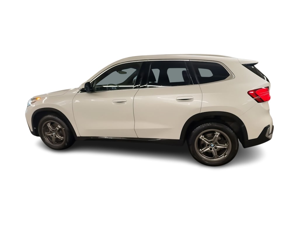 Thumbnail: 2023 BMW X1 - 20