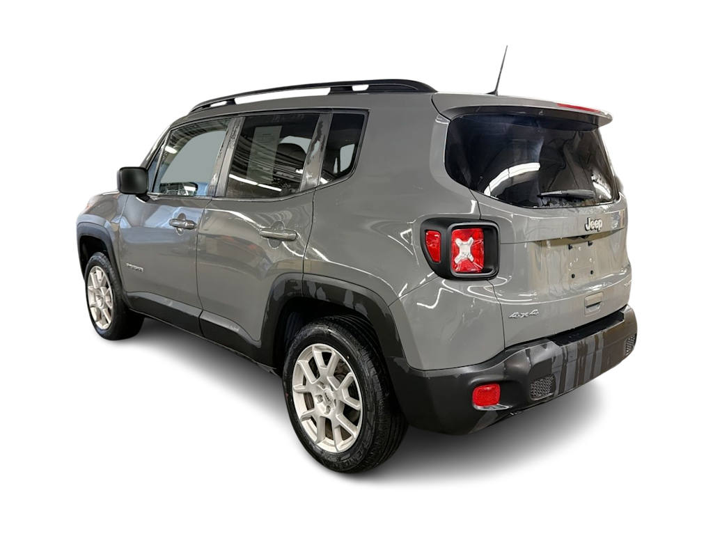 Thumbnail: 2022 Jeep Renegade - 3
