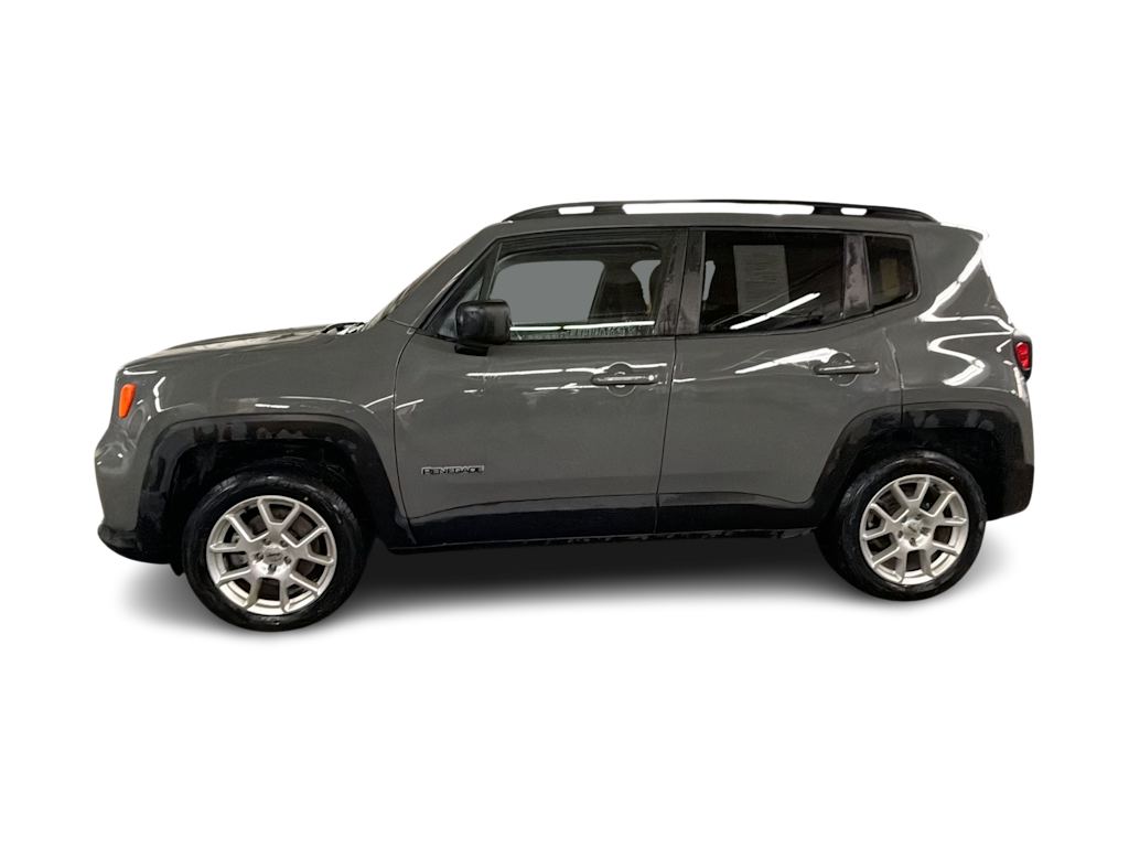 Thumbnail: 2022 Jeep Renegade - 2