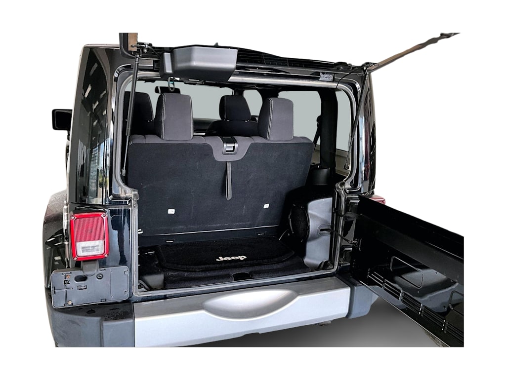 Thumbnail: 2013 Jeep Wrangler - 15