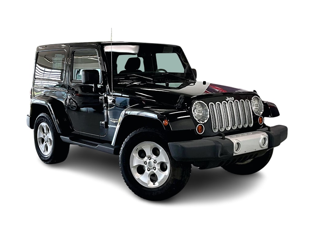 Thumbnail: 2013 Jeep Wrangler - 19