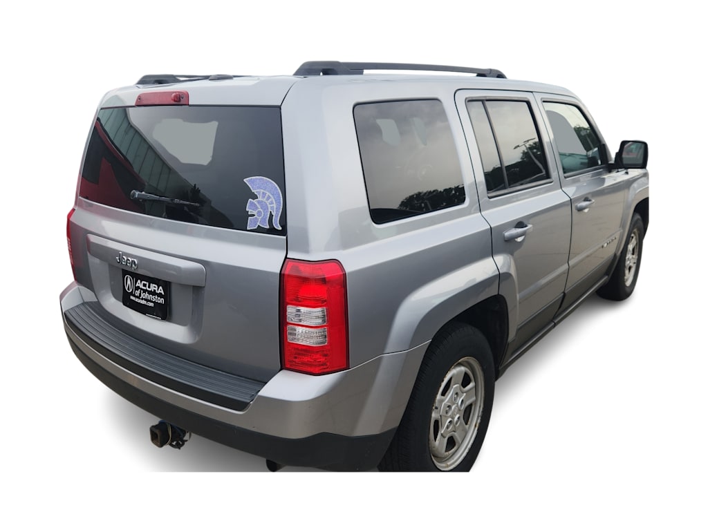 Thumbnail: 2017 Jeep Patriot - 10