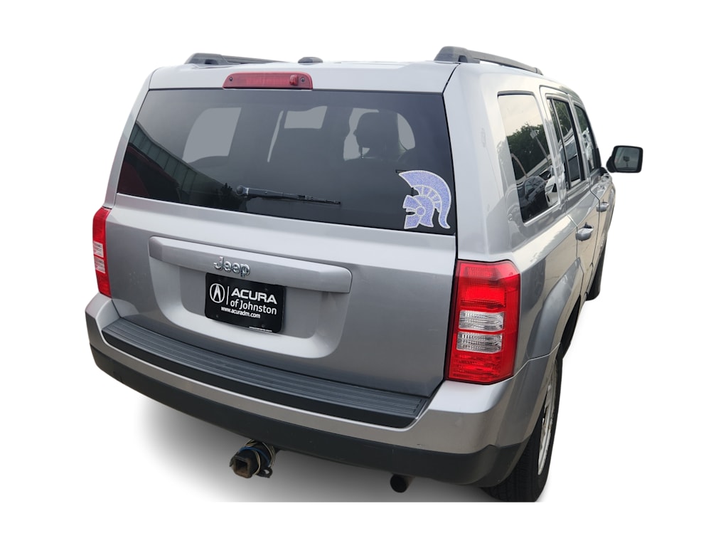 Thumbnail: 2017 Jeep Patriot - 3