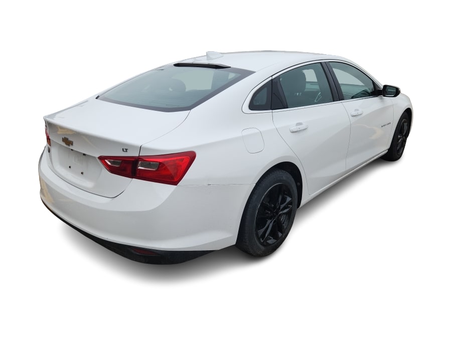 Thumbnail: 2016 Chevrolet Malibu - 9