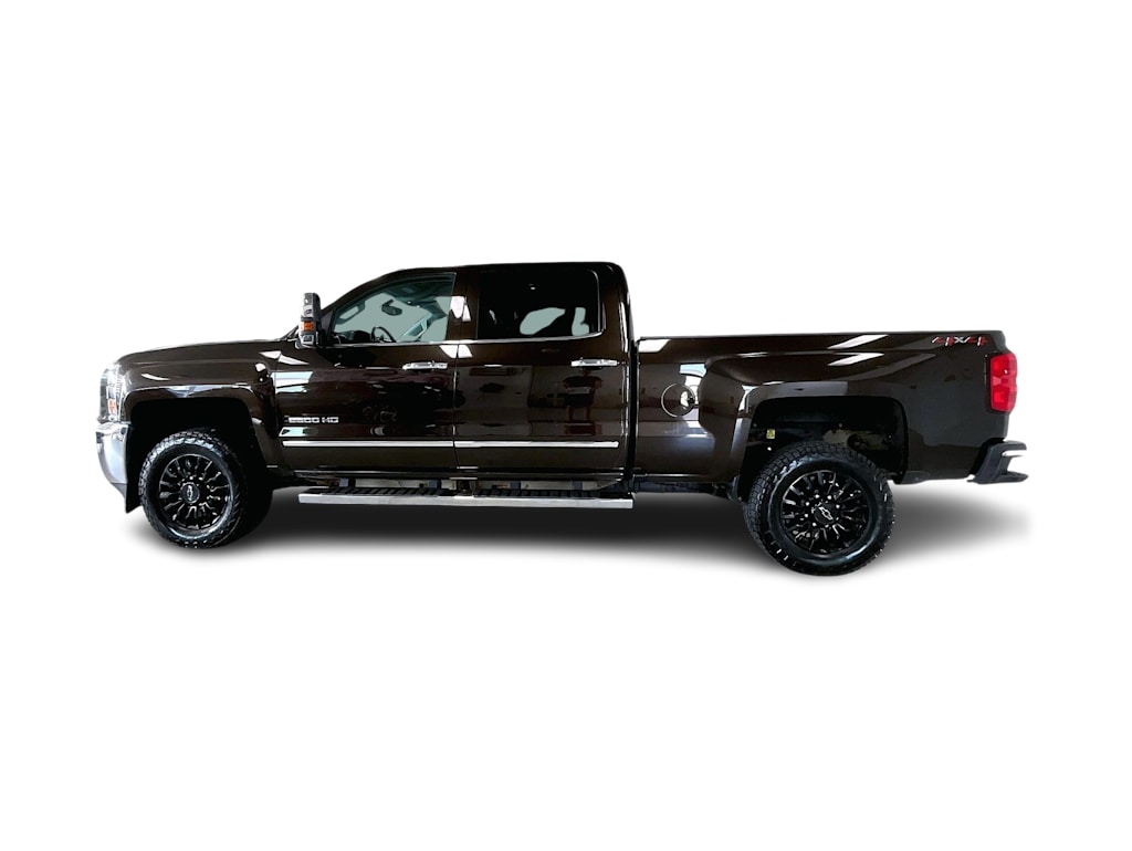 Thumbnail: 2018 Chevrolet Silverado 2500 - 3