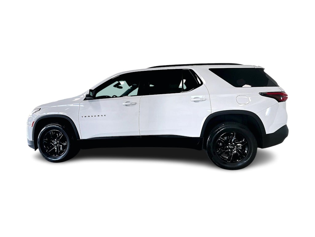 Thumbnail: 2023 Chevrolet Traverse - 3