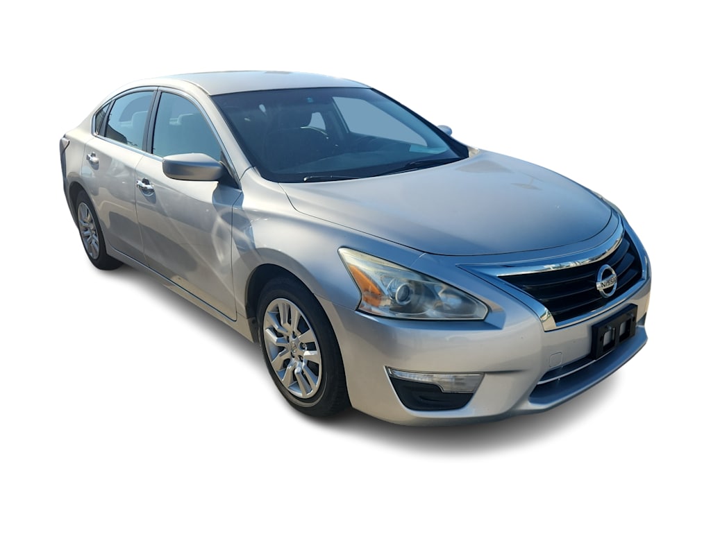 Thumbnail: 2015 Nissan Altima - 7
