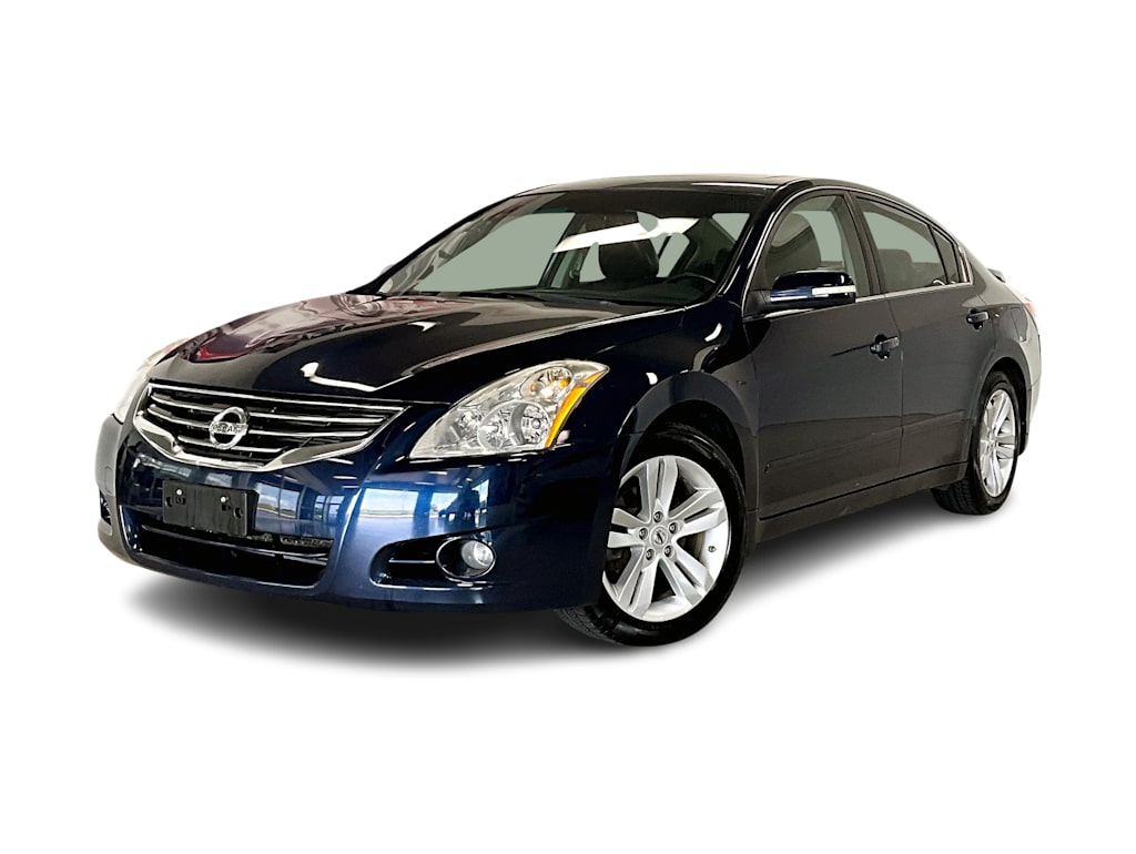 Used 2010 Nissan Altima SR with VIN 1N4BL2AP7AN547364 for sale in Hudson, WI