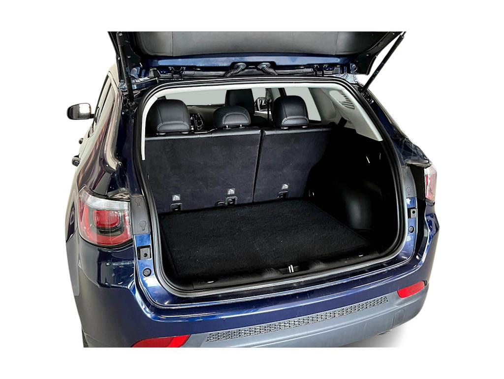 Thumbnail: 2019 Jeep Compass - 18