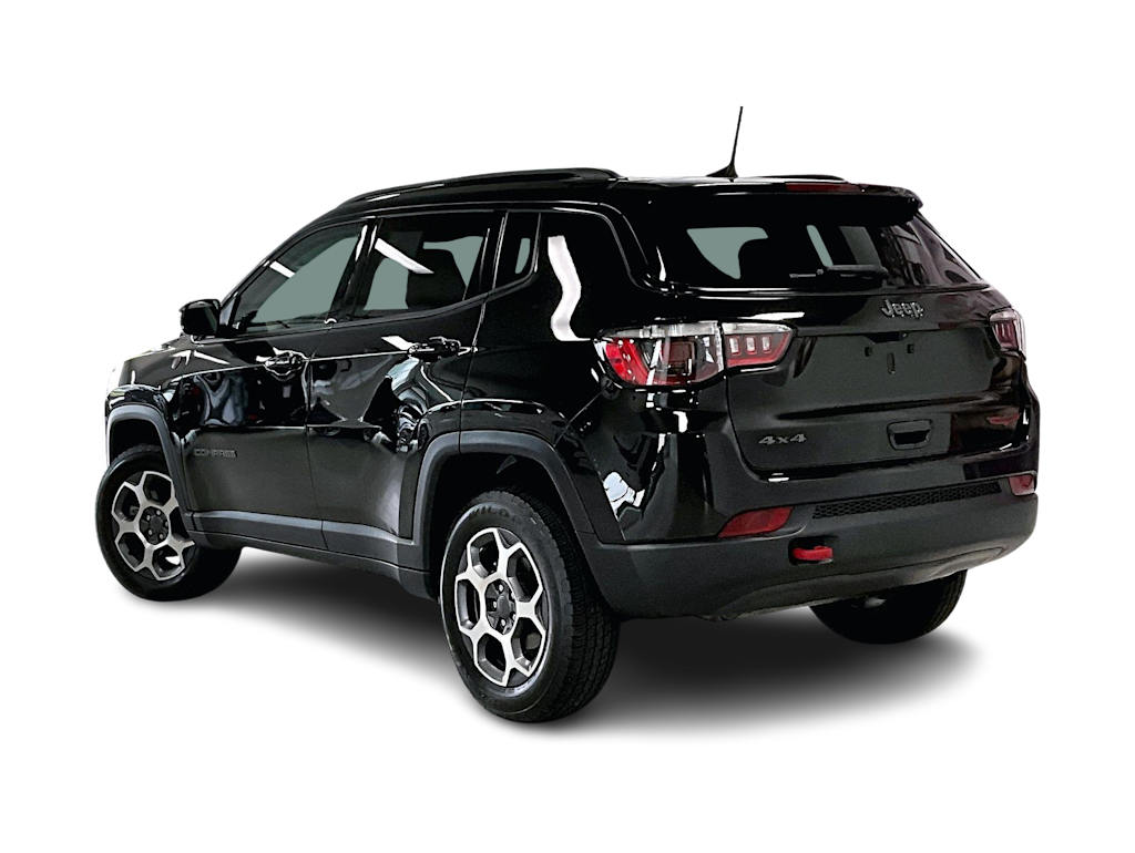 Thumbnail: 2022 Jeep Compass - 4