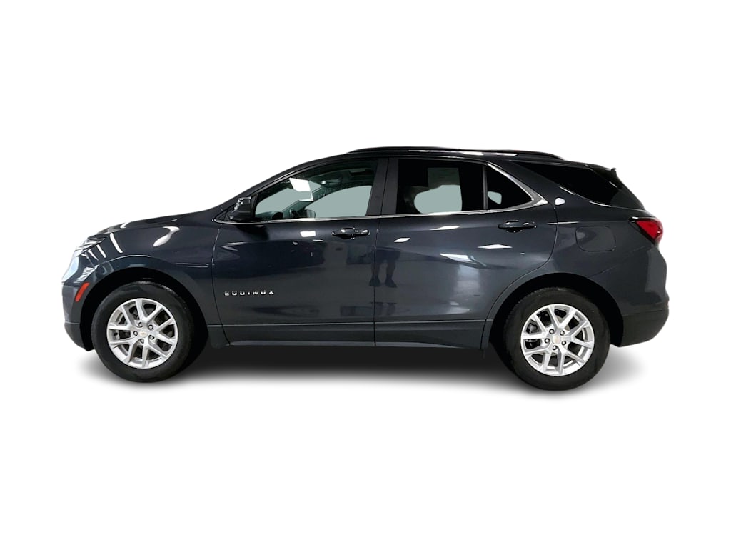 Thumbnail: 2023 Chevrolet Equinox - 3
