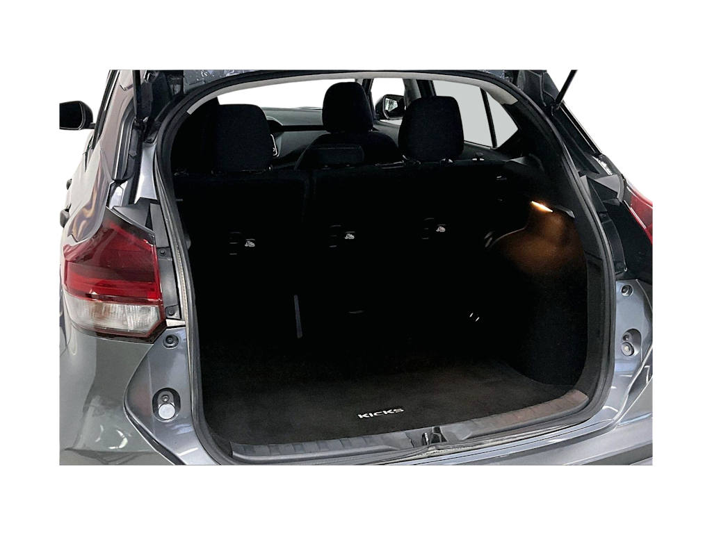 Thumbnail: 2022 Nissan Kicks - 18