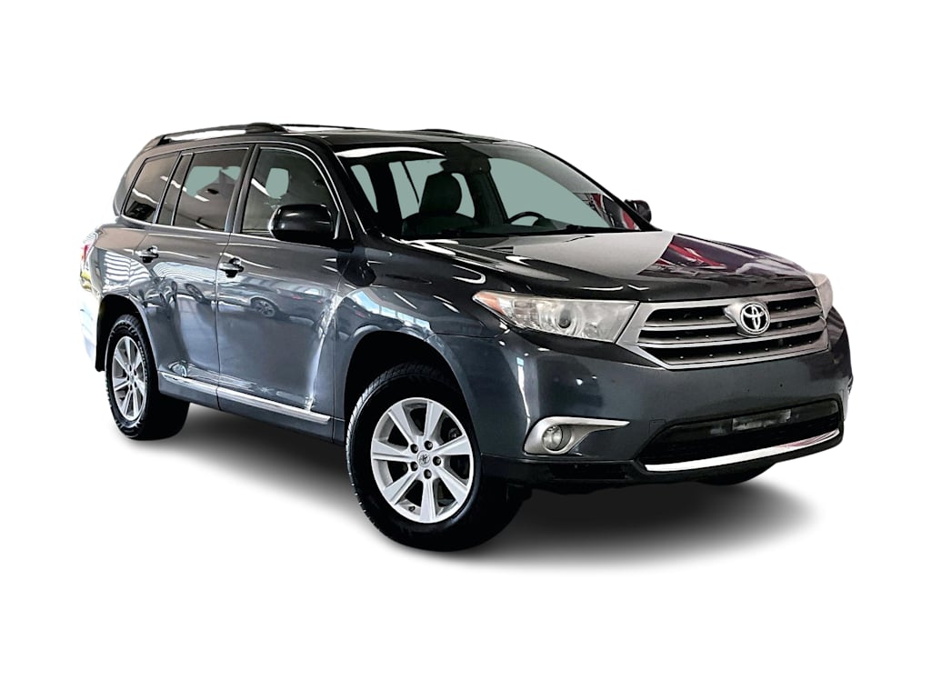 Thumbnail: 2013 Toyota Highlander - 19