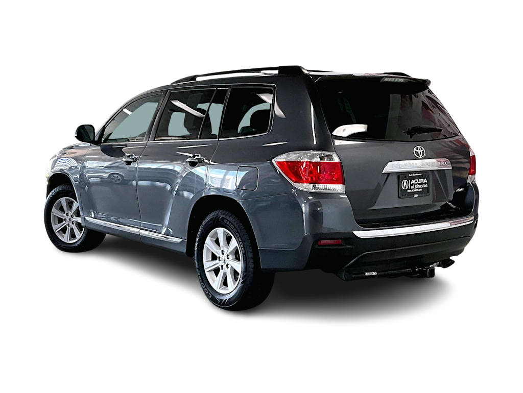 Thumbnail: 2013 Toyota Highlander - 4