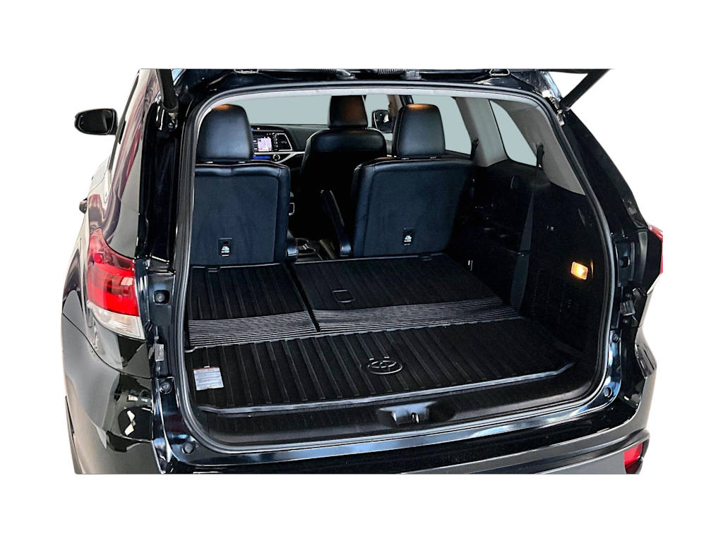 Thumbnail: 2019 Toyota Highlander - 16