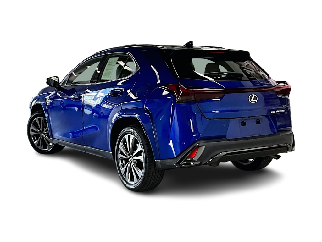 Thumbnail: 2023 Lexus UX - 4