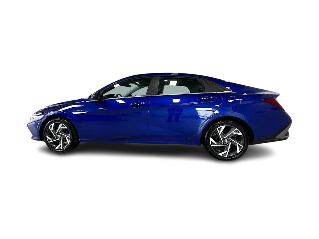 Thumbnail: 2024 Hyundai Elantra - 3