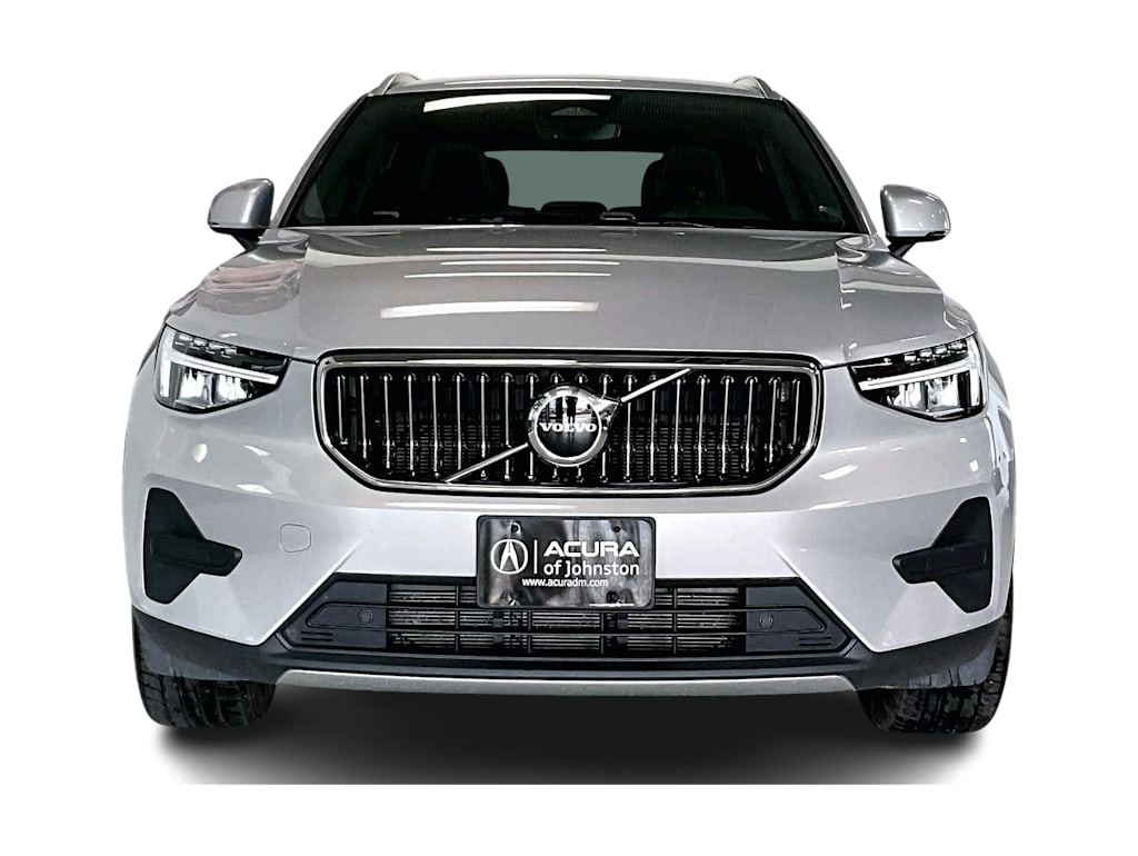 Thumbnail: 2025 Volvo XC40 - 6