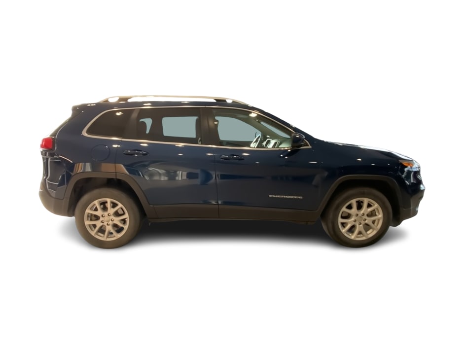 Thumbnail: 2018 Jeep Cherokee - 20