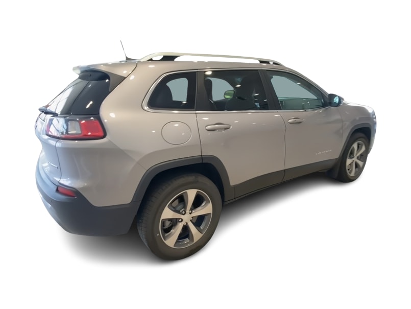 Thumbnail: 2019 Jeep Cherokee - 18