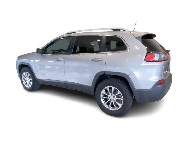 Thumbnail: 2019 Jeep Cherokee - 17