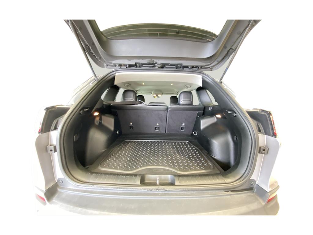 Thumbnail: 2019 Jeep Cherokee - 14