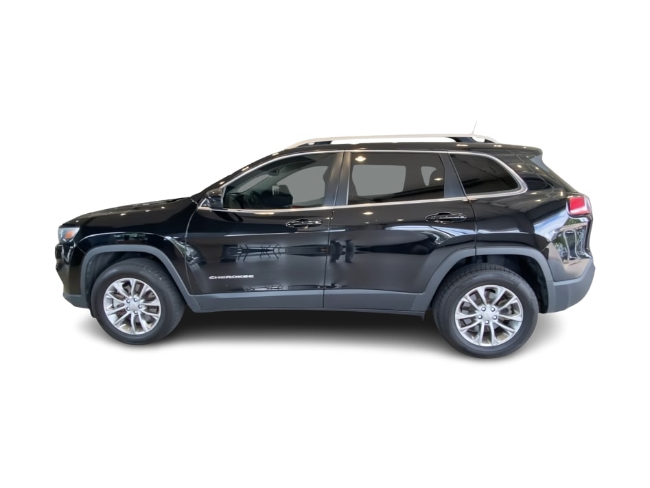 Thumbnail: 2019 Jeep Cherokee - 3