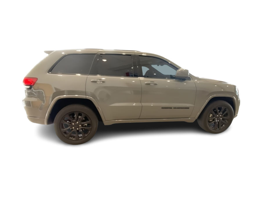 Thumbnail: 2020 Jeep Grand Cherokee - 20