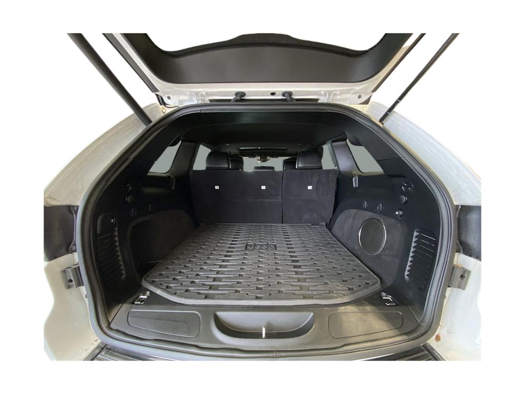 Thumbnail: 2020 Jeep Grand Cherokee - 16