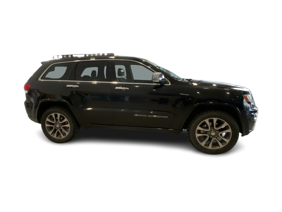 Thumbnail: 2017 Jeep Grand Cherokee - 20