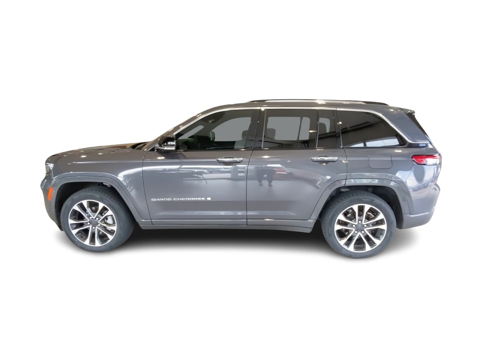 Thumbnail: 2023 Jeep Grand Cherokee - 3